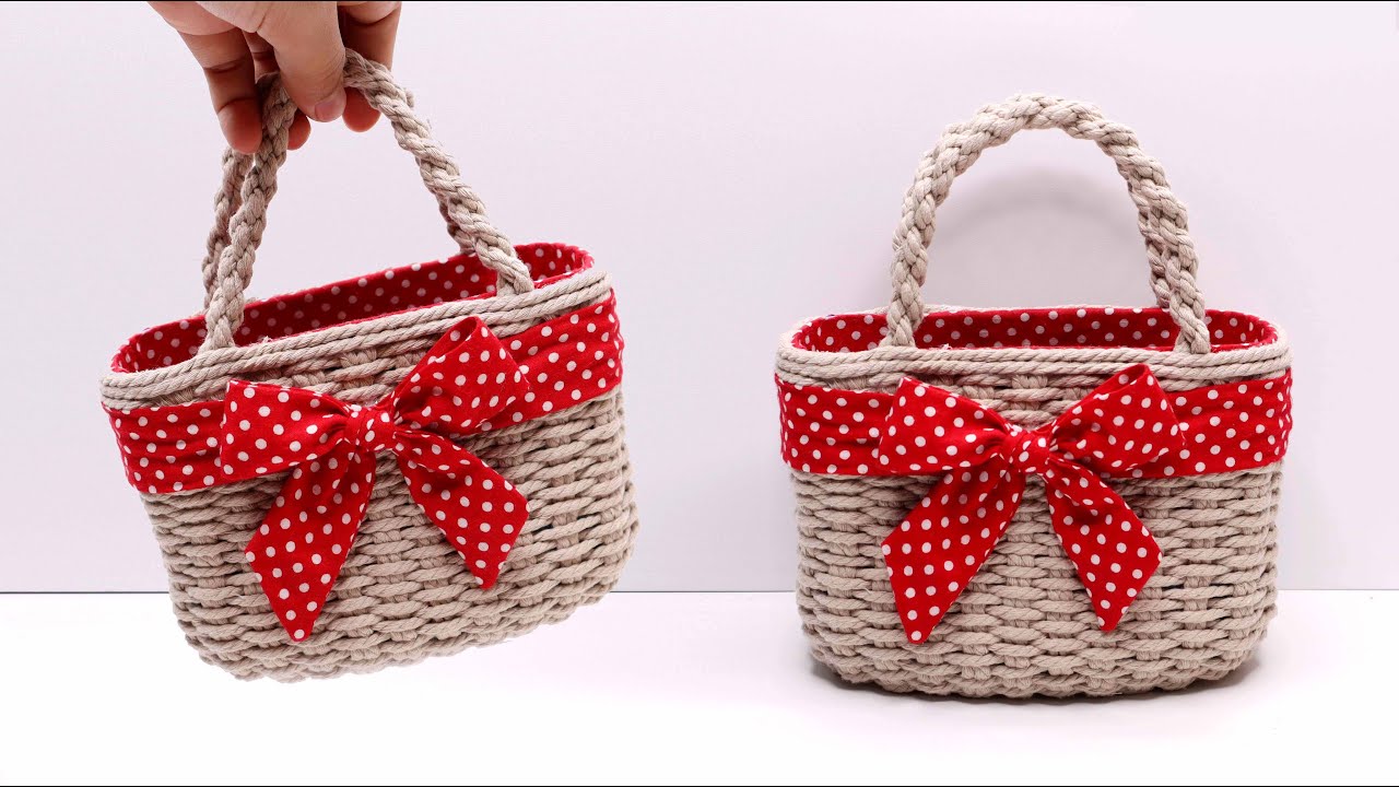 Membuat Tas Cantik dari Botol Plastik dan Tali