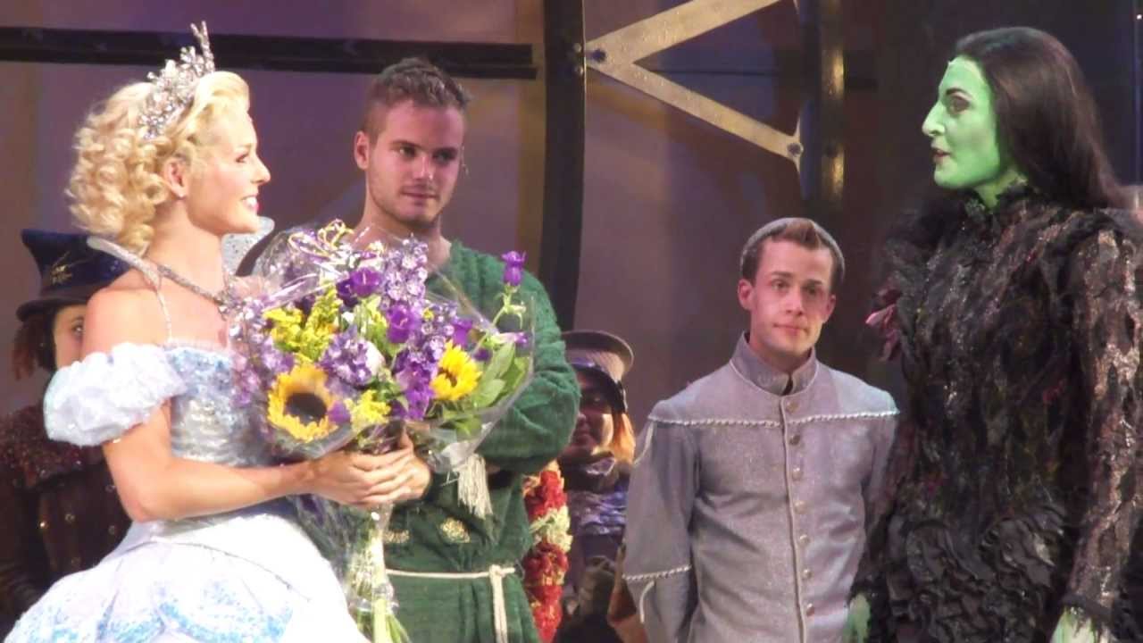 Wicked - Afscheidsspeech bij de laatste voorstelling van Chantal Janzen