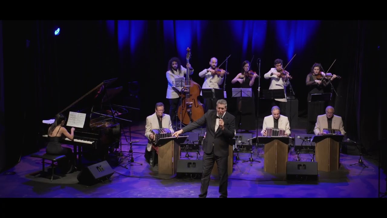 EN LA MADRUGADA Música: Tito Cabano  Letra: Federico Silva  Canta: Gerardo Terra  Orq A Lo D'Arienzo