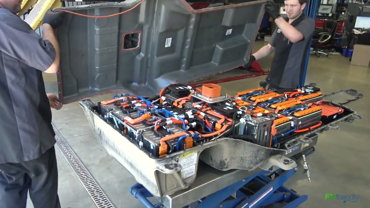 Fiat 500E Battery Repair