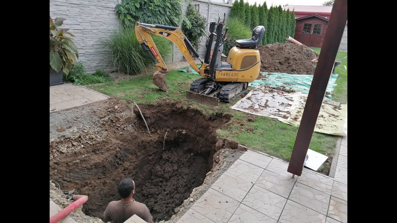 Přestavba nádrže na dešťovku.