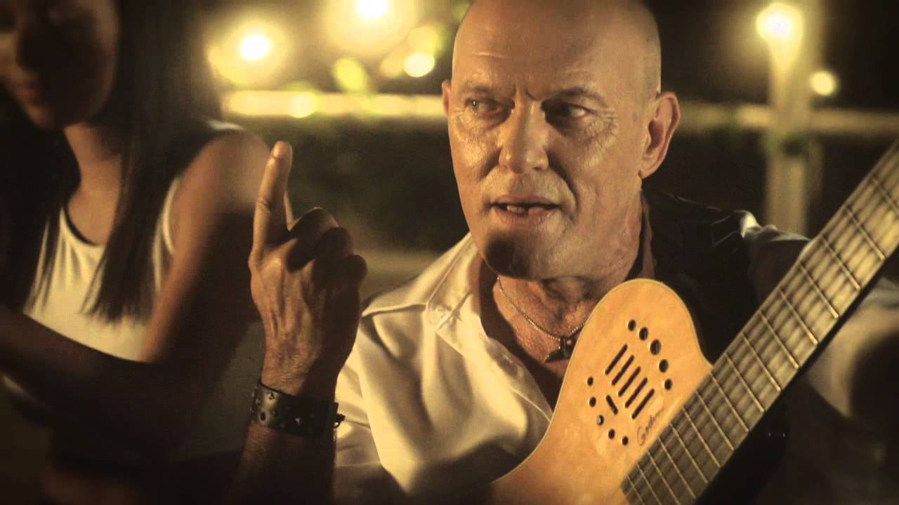 שלומי שבת - הלב - הקליפ הרשמי