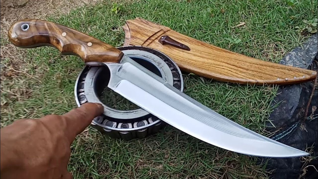 PANDAI BESI kelas CNC membuat pisau super kerEn/beautiful knife forging from used and rusty bearings