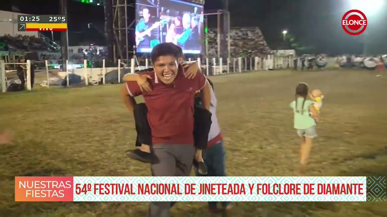 5ta noche del Festival Nacional de Jineteada y Folclore de Diamante - Ni&ntilde;os disfutan del festival