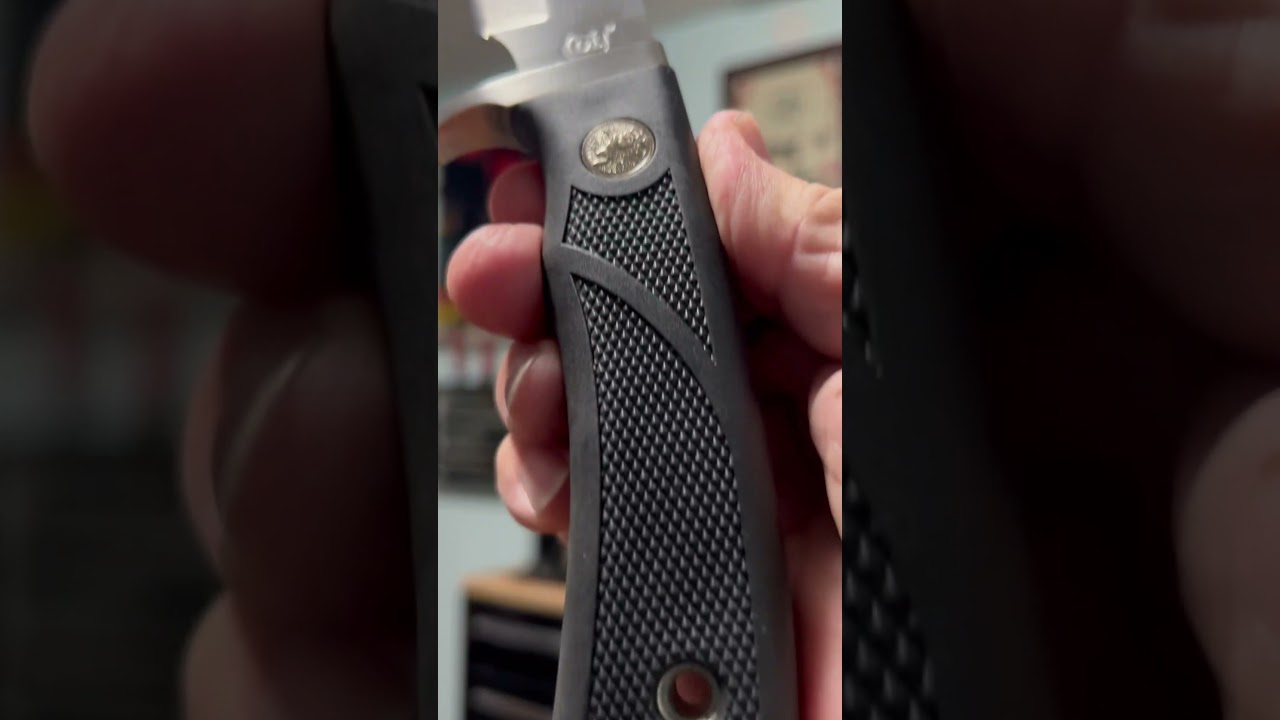 Colt CT4 Hunters Knife USA Upclose and Personal