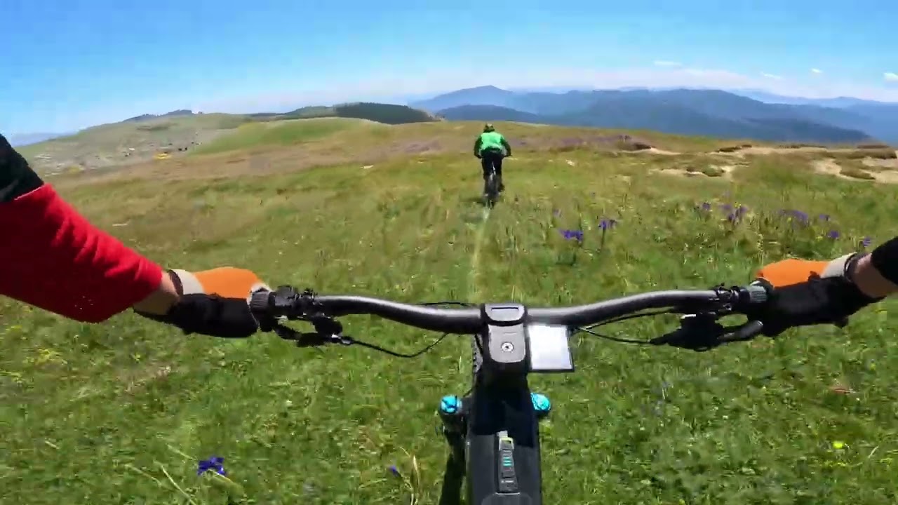 Miradores de Ordesa, Los Pirineos, Huesca, Spain mtb 