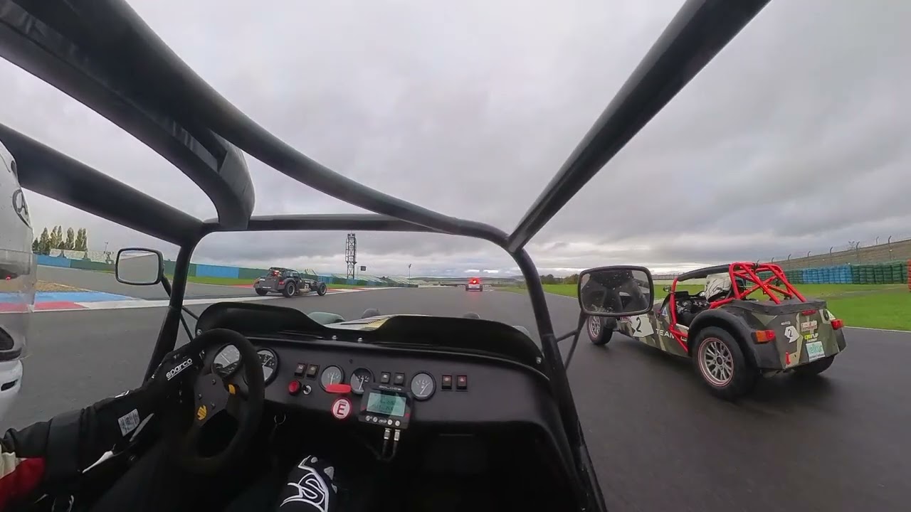Wet Race in Magny Cours with the Caterham 340R - Caterham Championship 2025