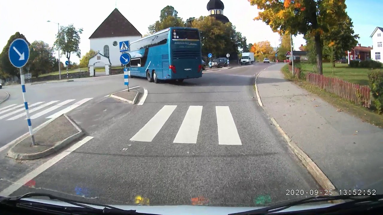 På väg genom Ljusdal till Campingen