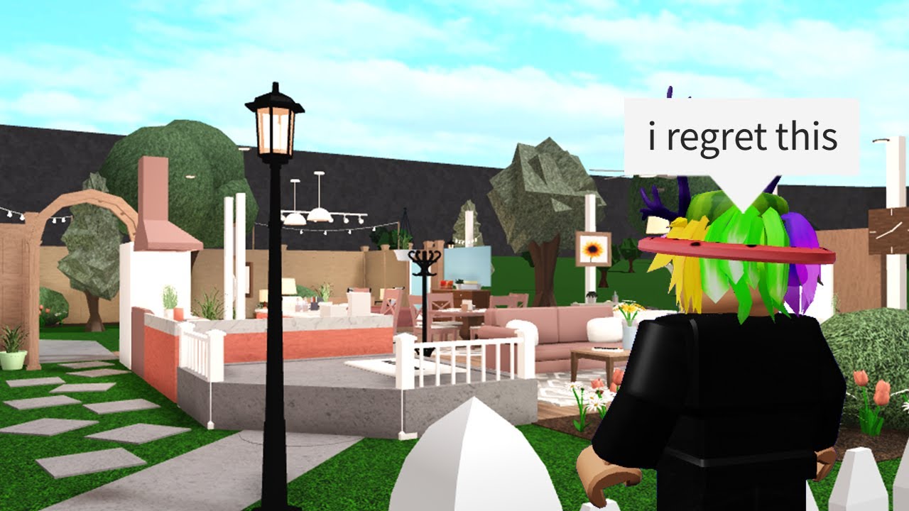 so i built a house with no walls lol (bloxburg)