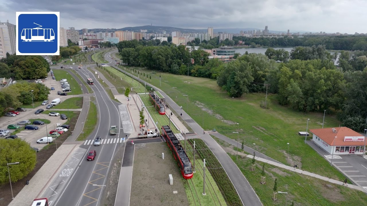 Električková trať v Petržalke. Prelet dronom z Janíkovho dvora po Šafárikovo námestie (júl 2025)