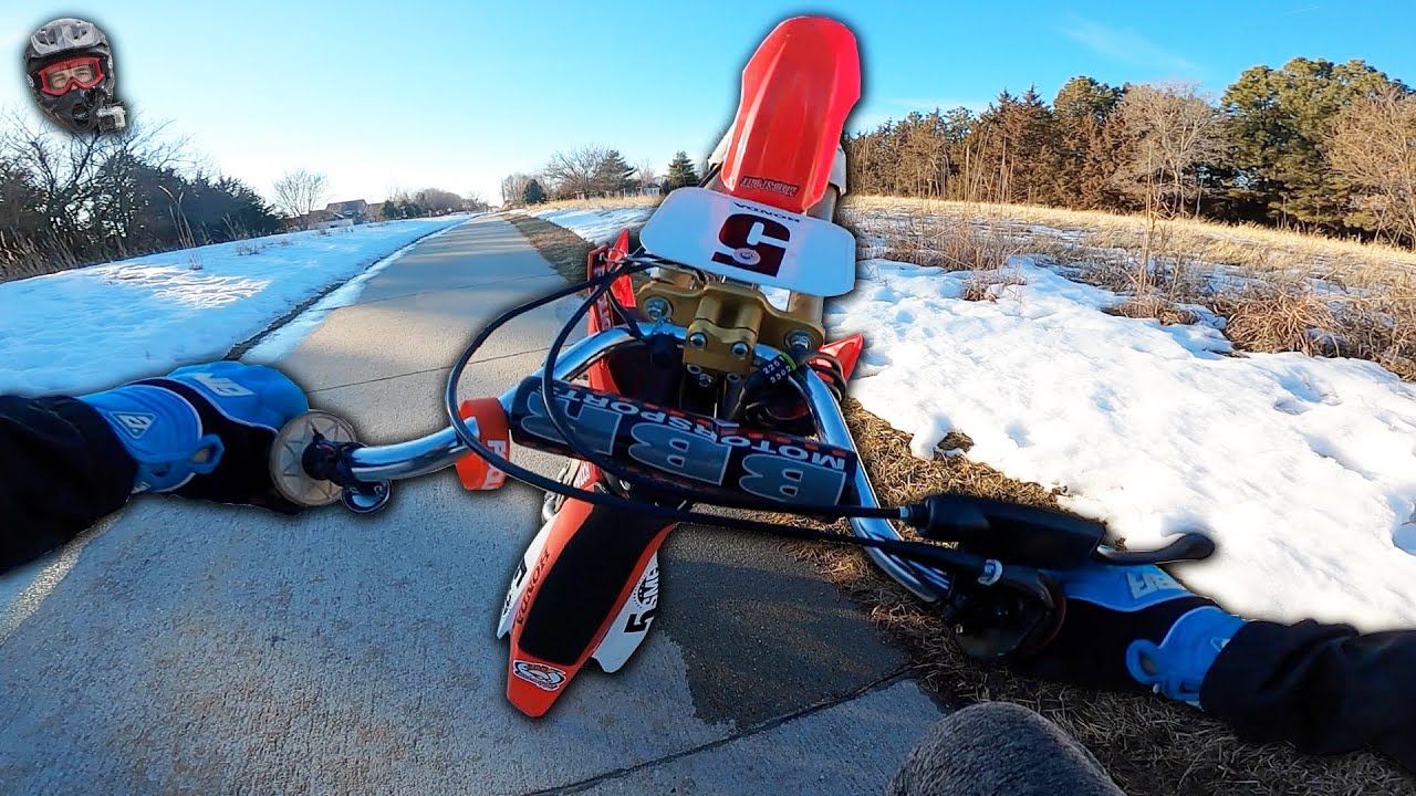 Took my 50cc Across Town for Pizza