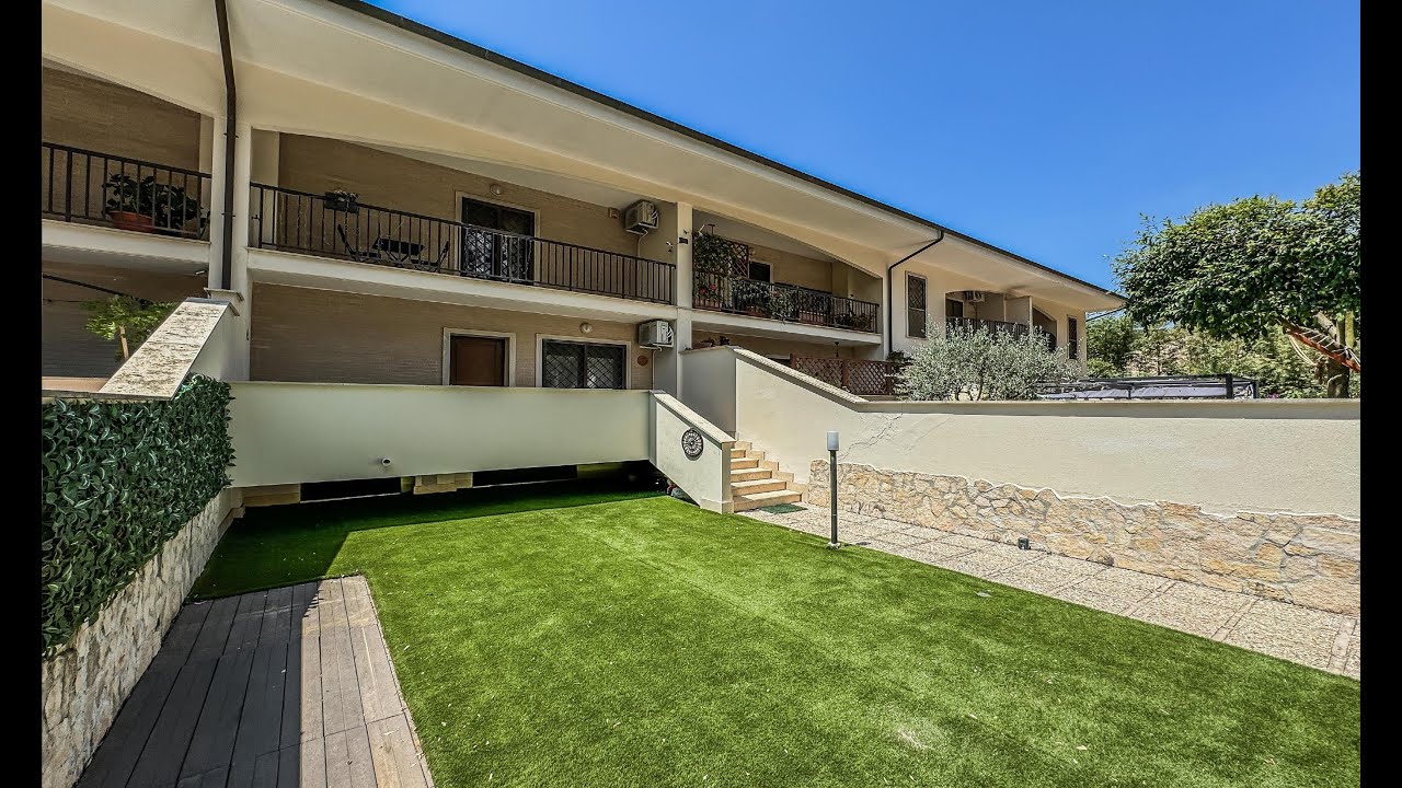 Infernetto Villino a schiera immerso nel verde in vendita a € 249000 home tour