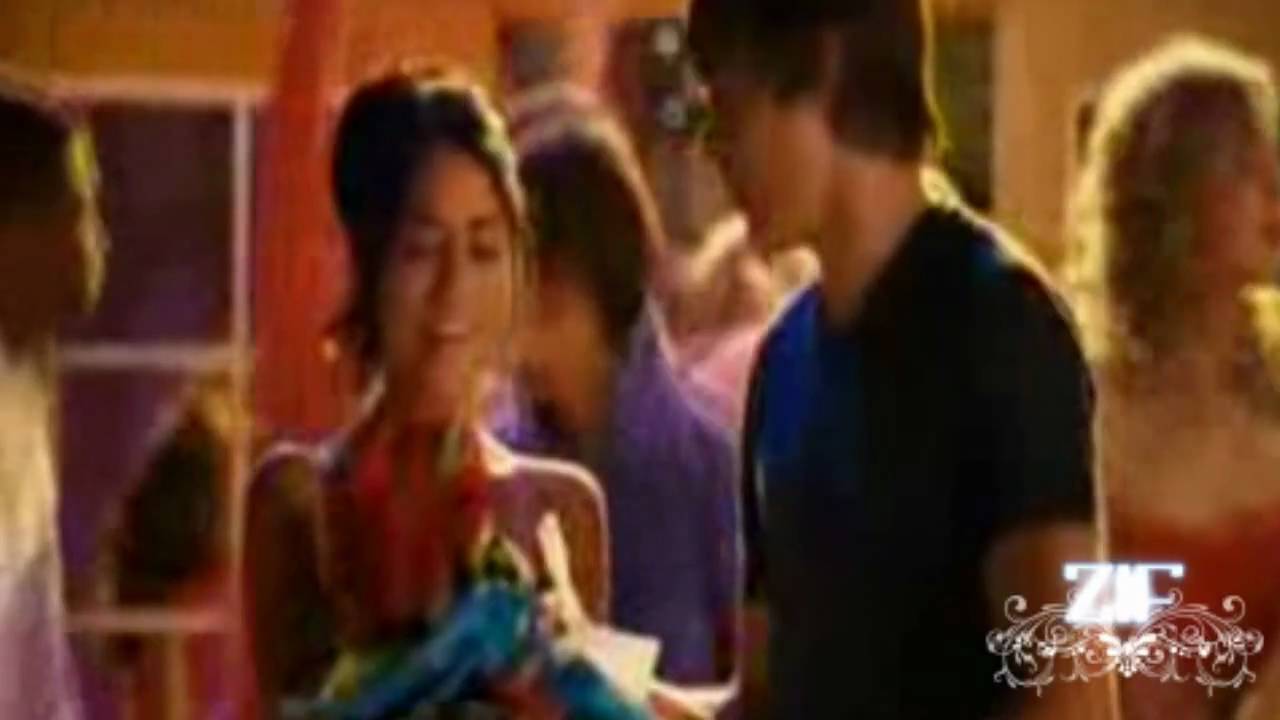 RANDOM. Zanessa/Troyella forehead kiss;; ORIGINAL, FAST, FASTEST, SLOW, SLOWEST