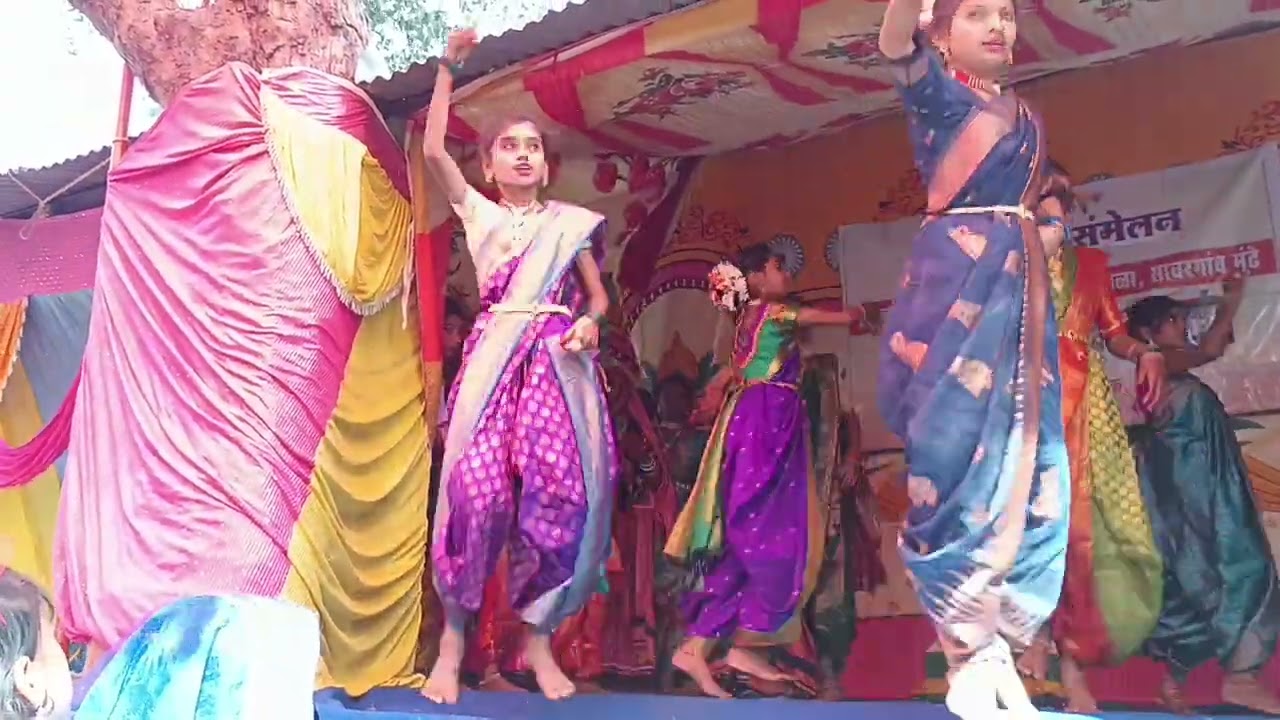 चाल जशी नागावानी