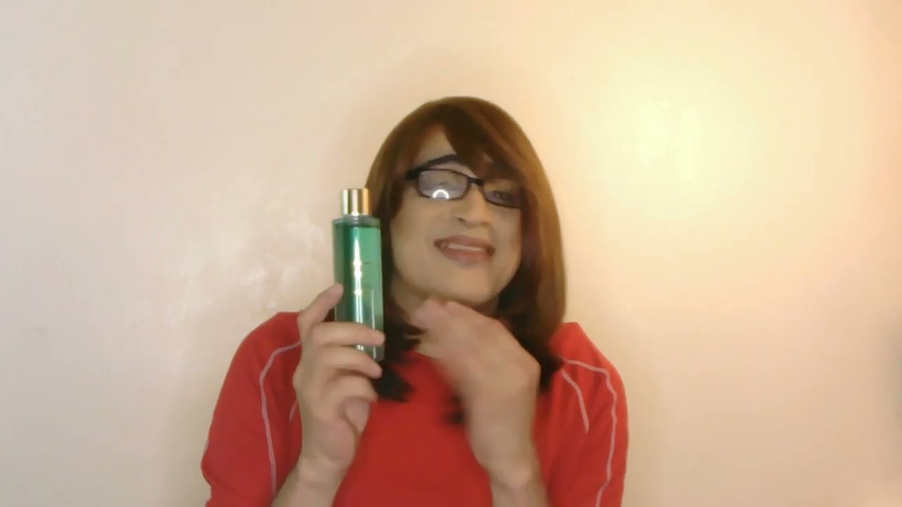 In Hand Review of Byroe Bitter Green Essence Toner