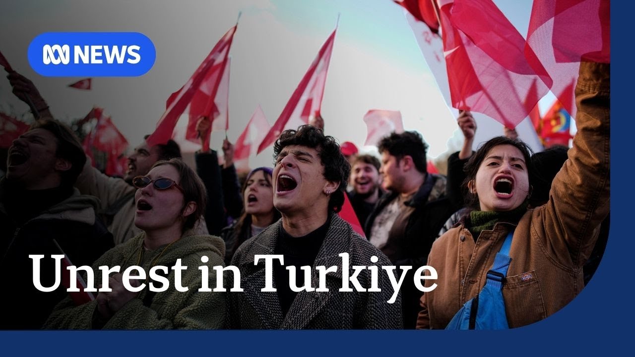 Angry protesters clash with police in Turkiye after Istanbul mayor arrested | The World | ABC NEWS