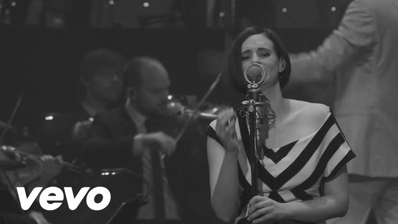 Hooverphonic - Happiness (Live at Koningin Elisabethzaal 2012)