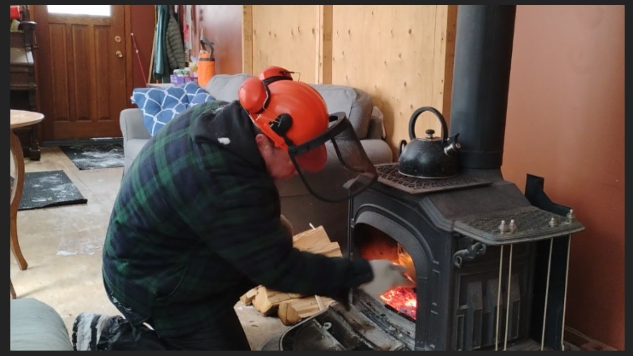 Spring Snowstorm Overnighter in a Tiny Cabin. Staying Warm with a Wood Stove.