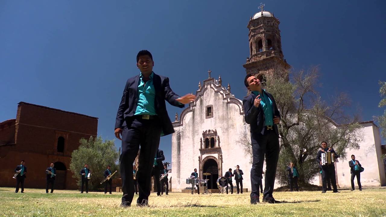 LA IMPRESIONANTE BANDA EL DIAMANTE DE ZIRAHUÉN, EL ÁRBOL