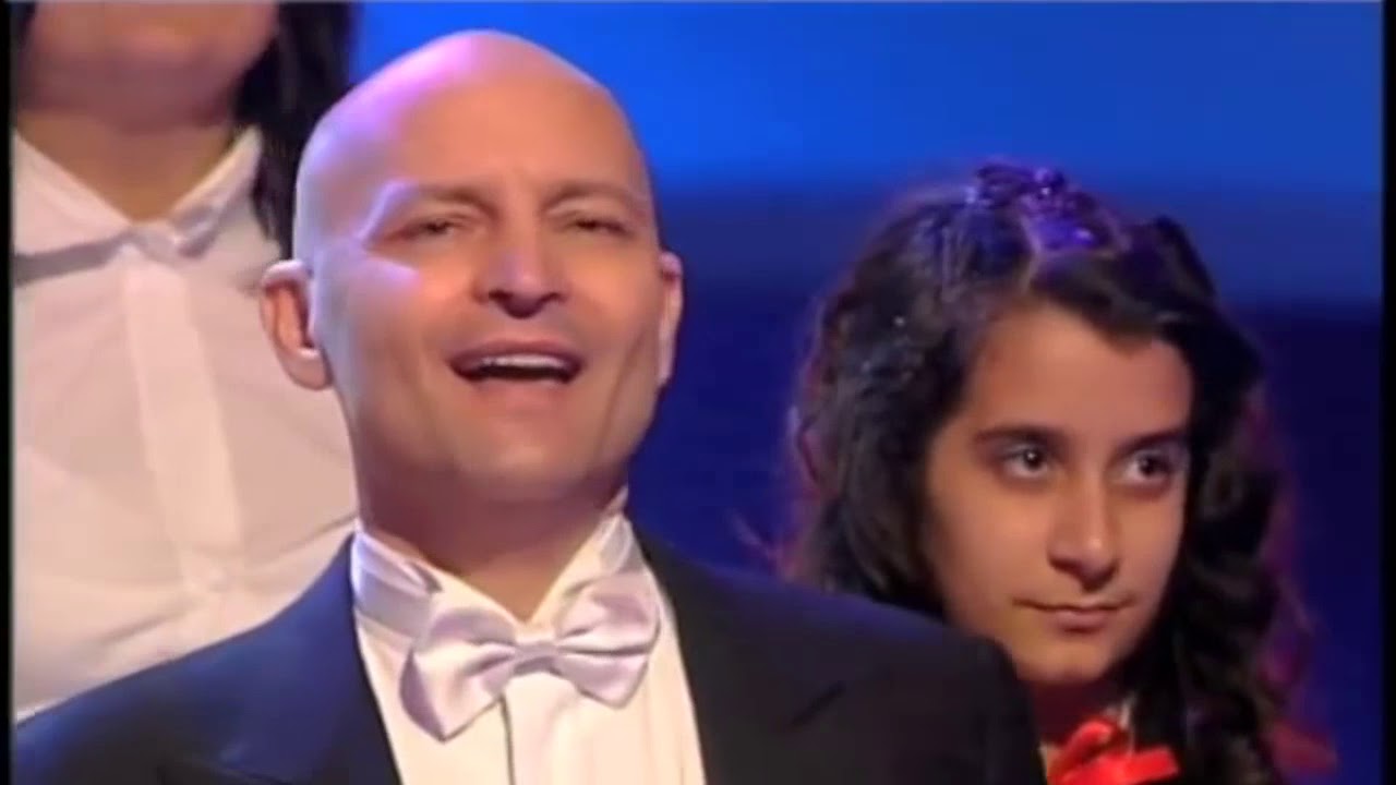 Stella Cometa - Roberto Lovèra con il Coro Famous