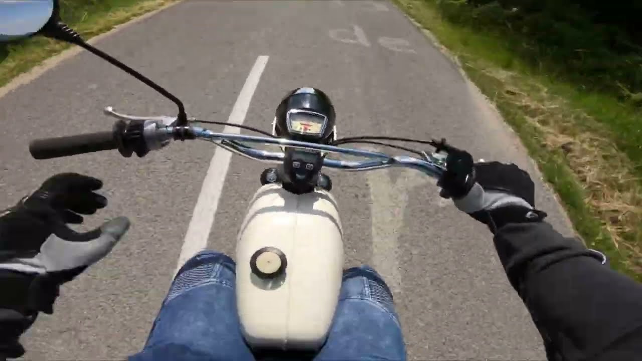 Jawa 90 Roadster -  krátky zostrih z jazdy