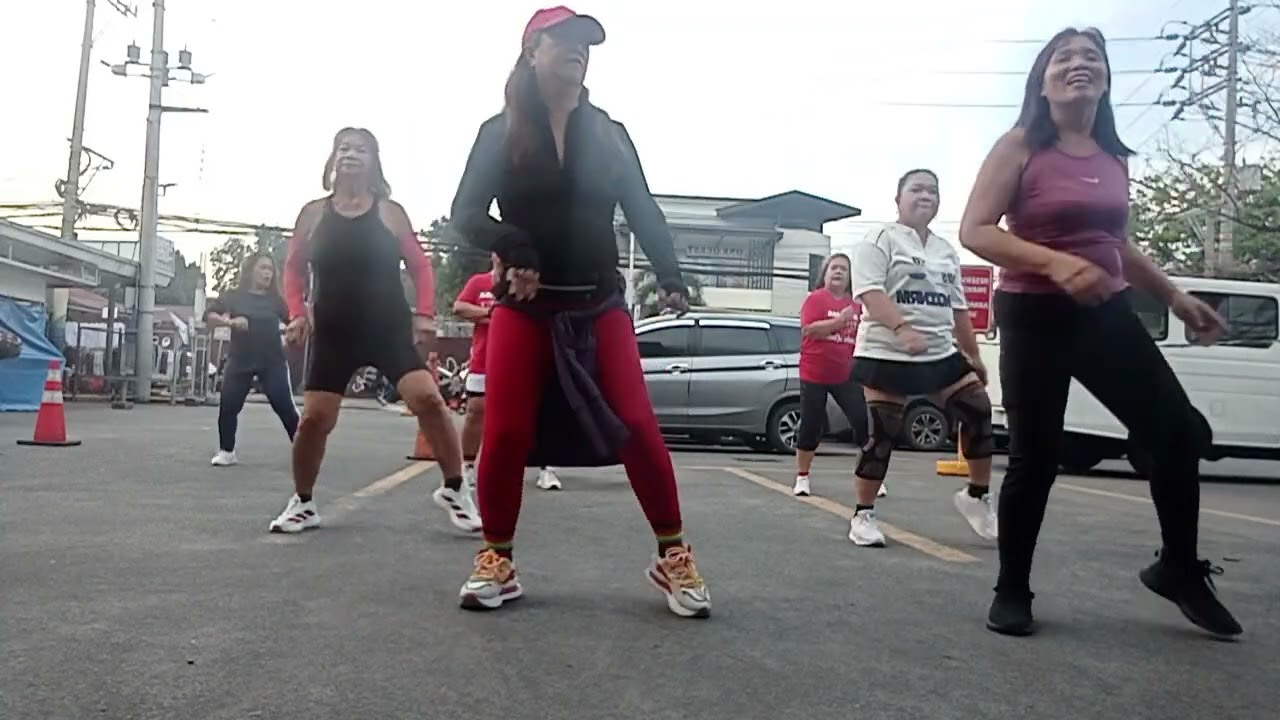 #Super Metro Hataw na  mga Zumba girls  👯🕺
