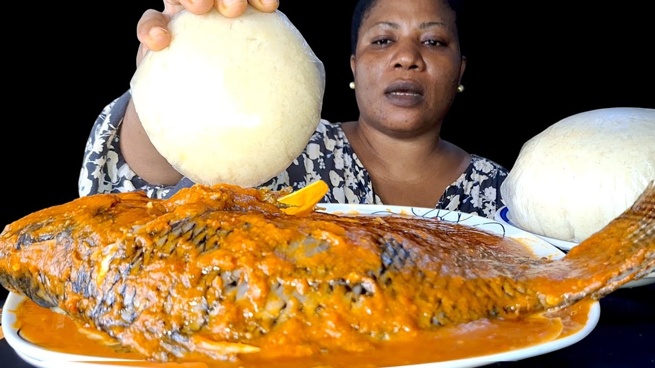 African food mukbang/ tilapia fish pepper and fufu mukbang (eating Sound ASMR)
