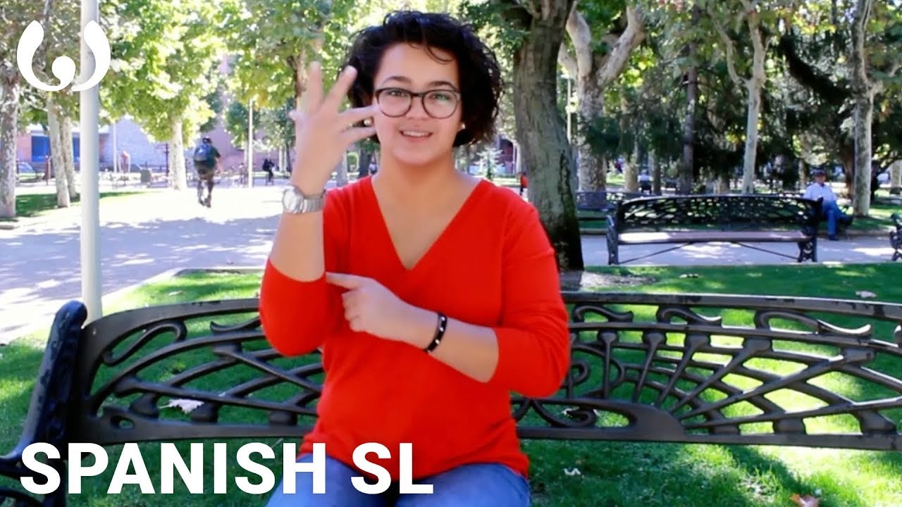 WIKITONGUES: M&oacute;nica speaking Spanish Sign Language