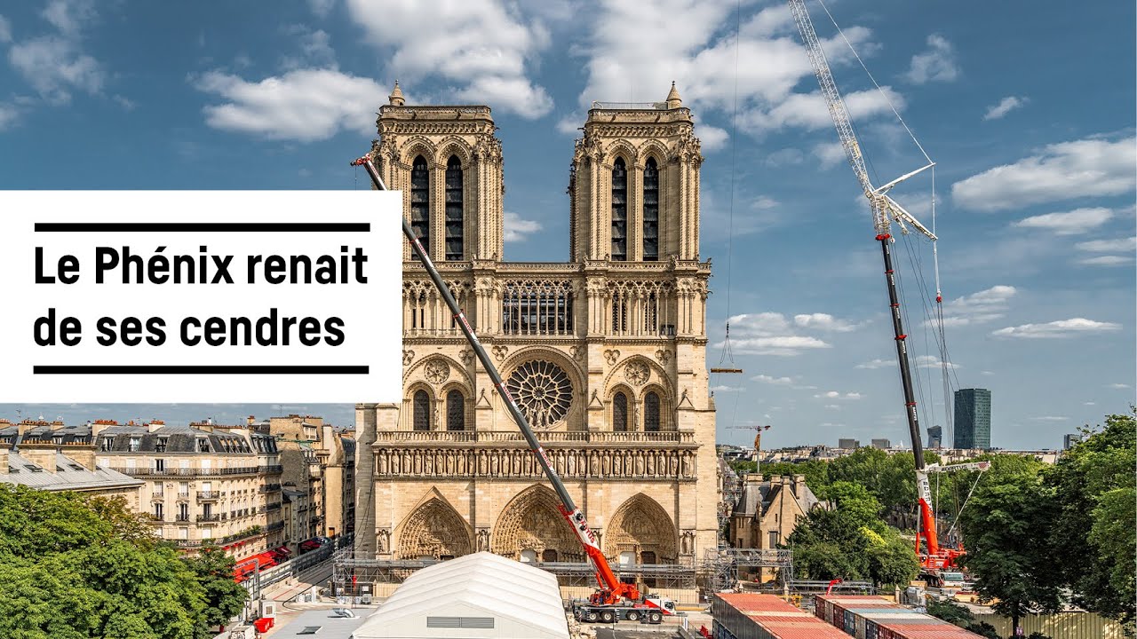 Les grues LTM aident à la reconstruction de Notre-Dame | Liebherr