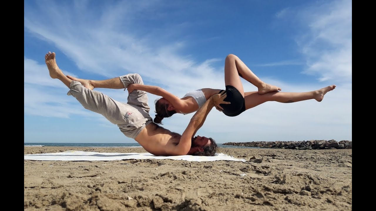 Acroyoga poses (91 diverse)