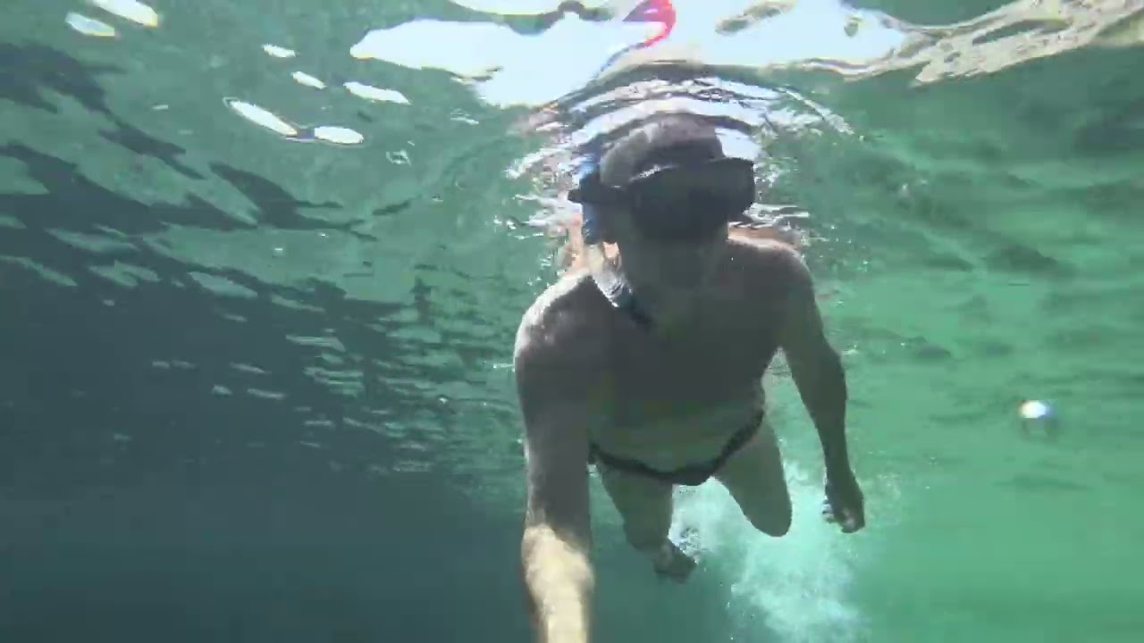 Zwemmen   snorkelen baai Porto Frailis