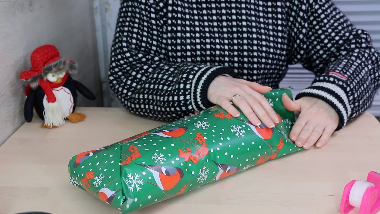 ASMR Wrapping Christmas Gifts | Paper Crinkle Sounds, Scissor Cutting (No Talking)