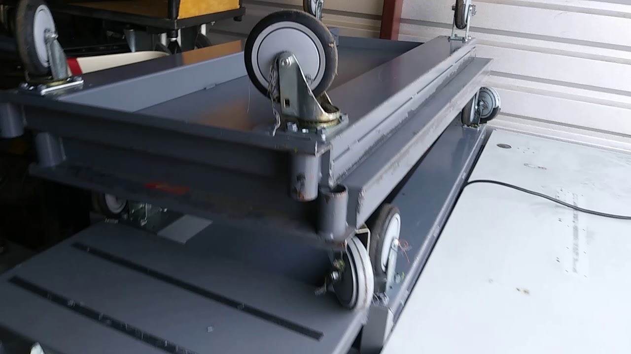 Industrial Carts and Rolling Ladder(1)