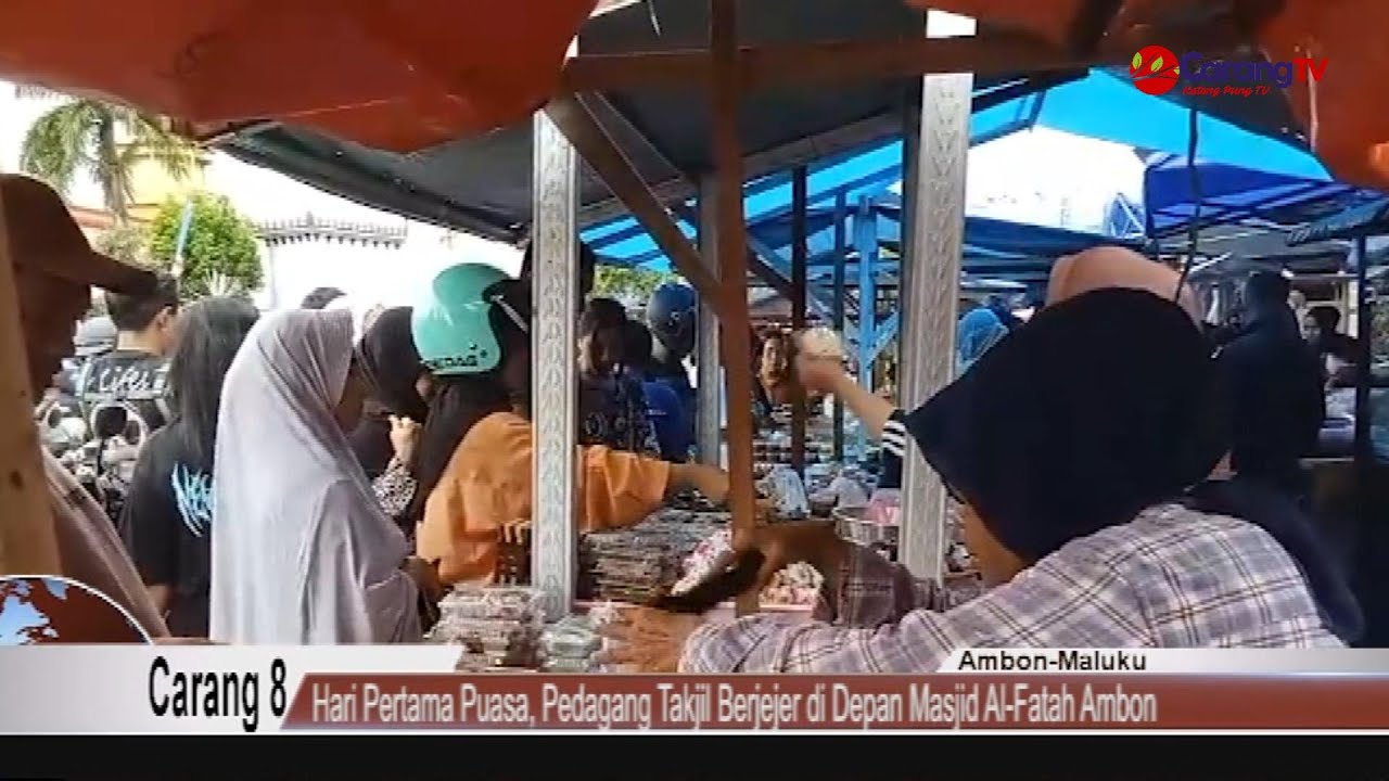 Hari Pertama Ramadhan, Penjual Takjil Berjejer di Depan Masjid Al Fatah