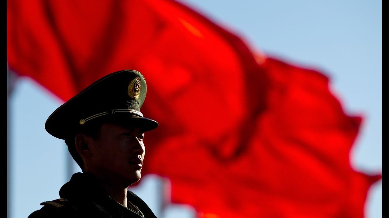 Two Australian journalists rushed out of China over safety concerns