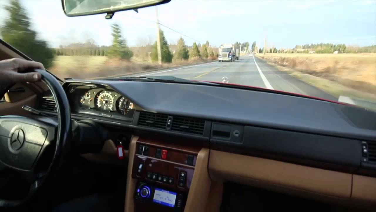 Поездка на Mercedes W124 300CE Coupe 1992 года выпуска с Кентом Бергсмой.