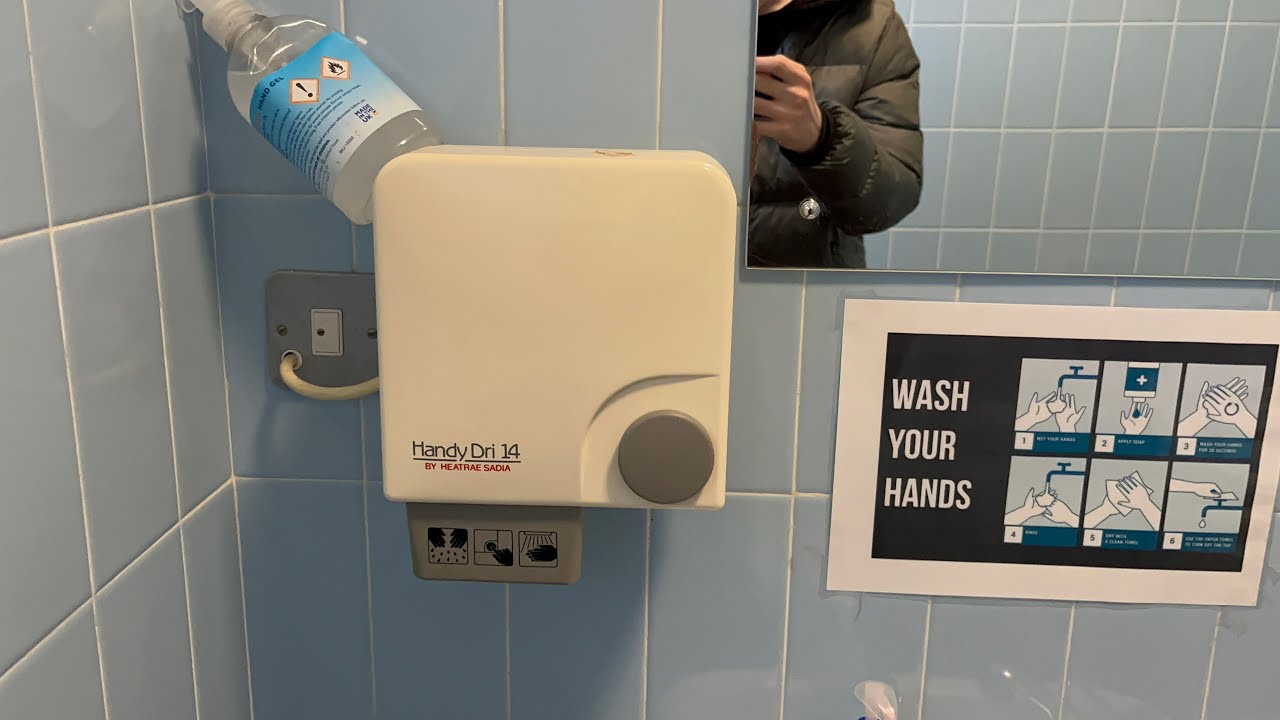 Starmix (Heatrae Sadia HandyDri 14) Hand Dryer at The Public Toilets, Osmotherley 🚼♿️🗝️