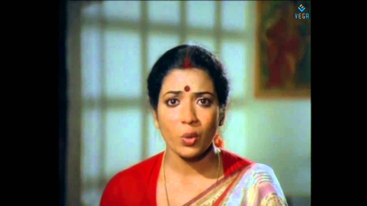 Station Master Movie - Jeevita Emotional Scene