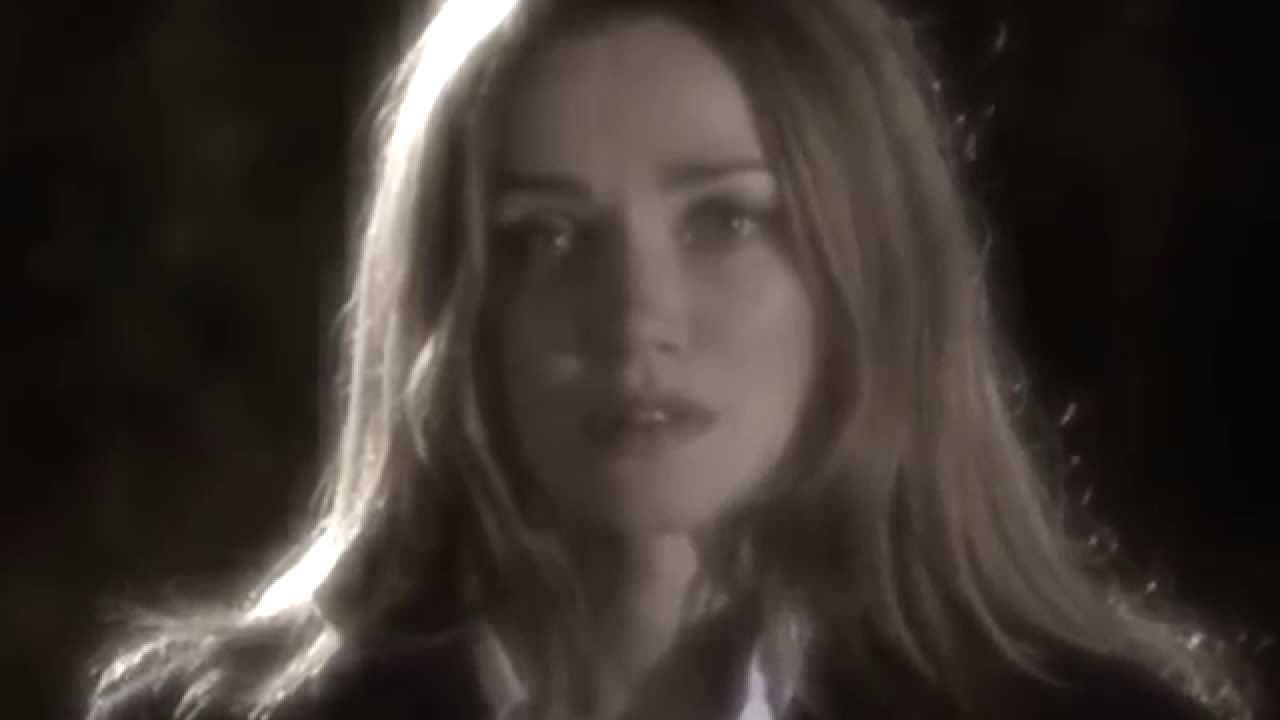 Alice Nevers - "Last Christmas" - George Michael