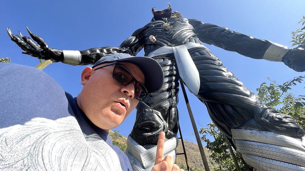 Esta es la ESTATUA hecha con neumáticos MÁS GRANDE DEL MUNDO | Dilo Nomás