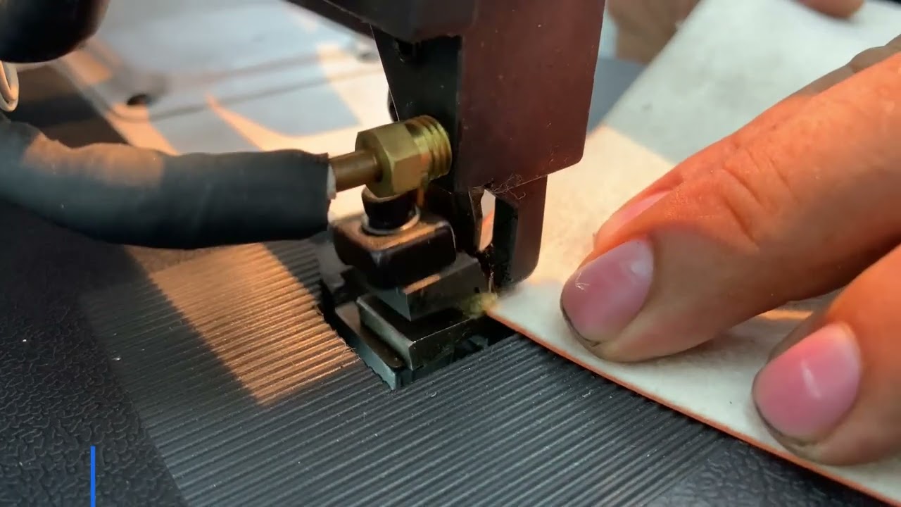 DOBLADORA DE CUERO BIANCHI BA-706A