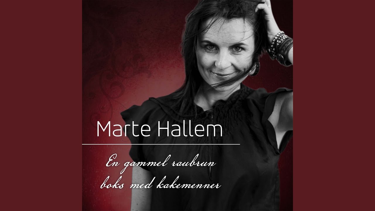 En Gammel Raubrun Boks Med Kakemenner
