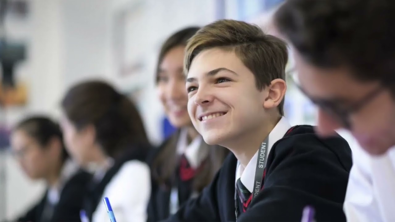 ESTUDIAR EN EL REINO UNIDO - CARDIFF SIXTH FORM COLLEGE PART 2