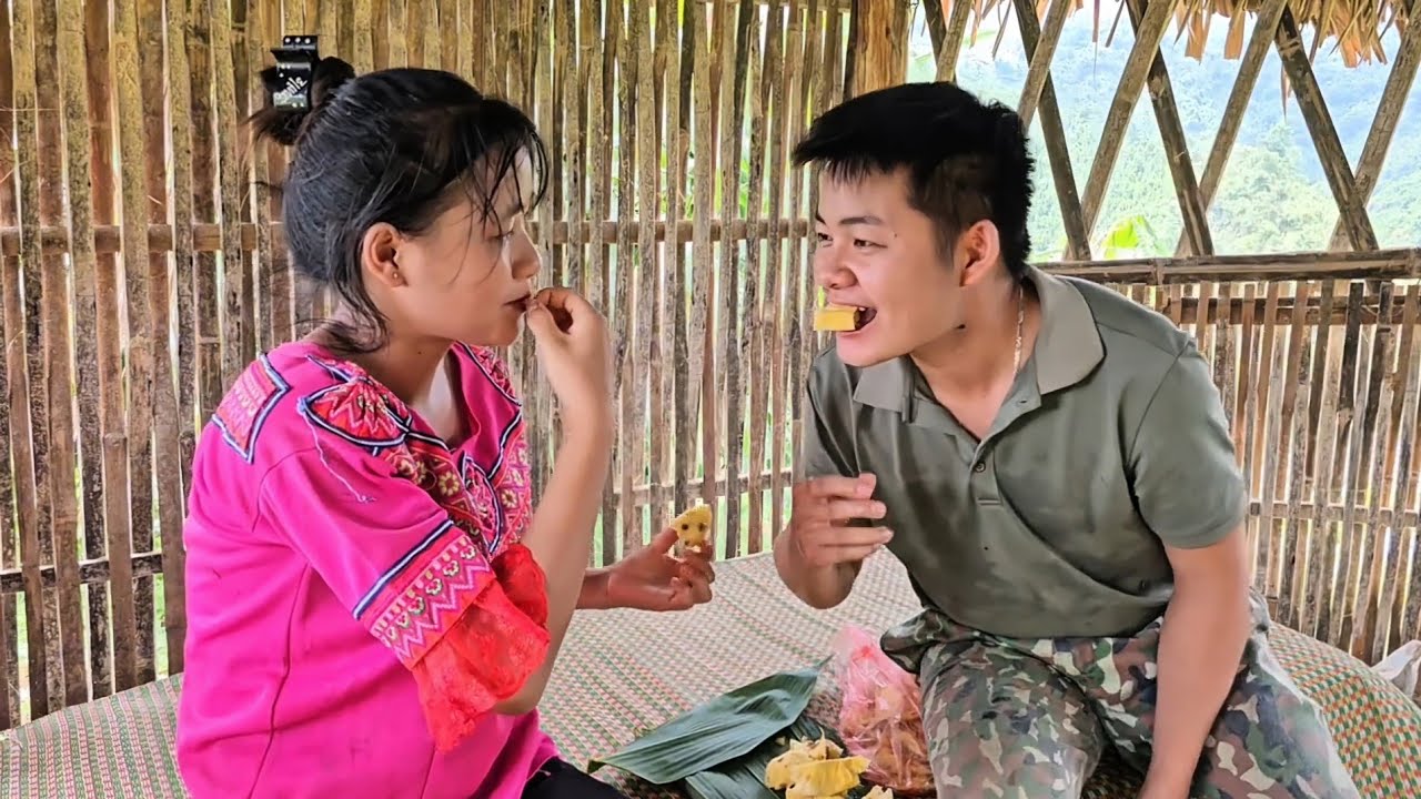 Does Jack agree with Trang's statement: when he knows everything, Tu Tien will be sad