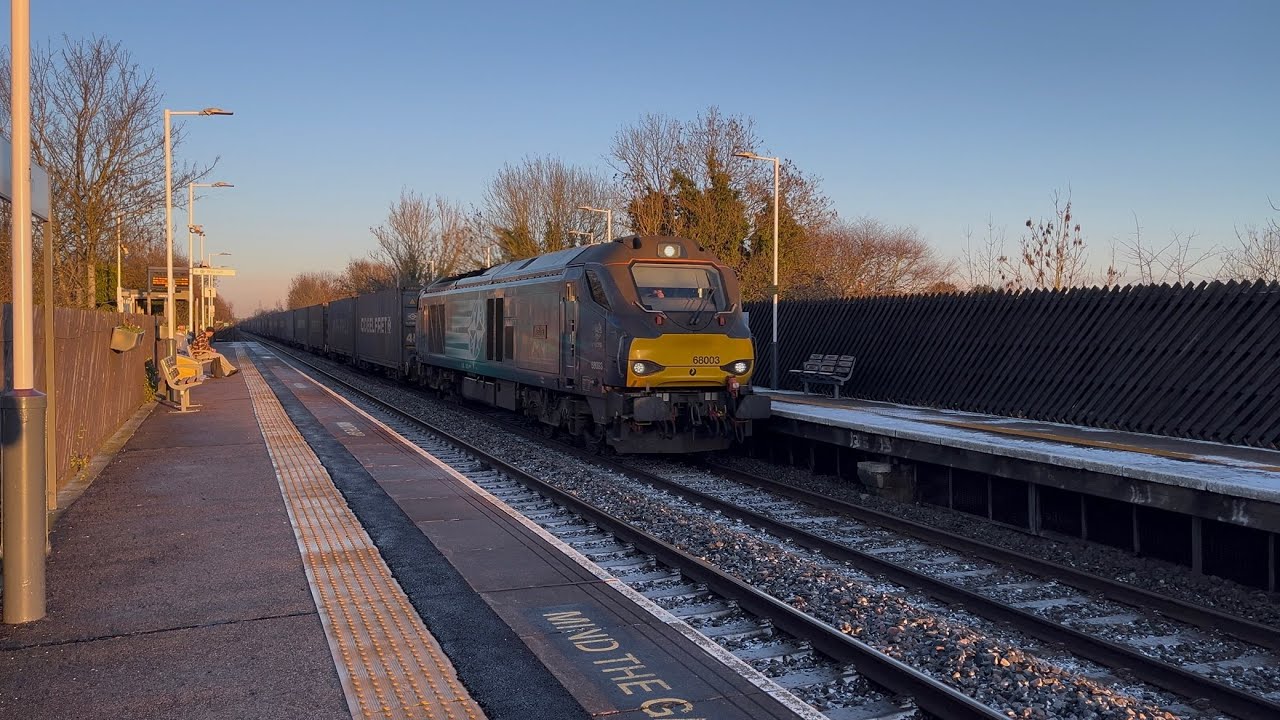 Trains at a snowy Willington 