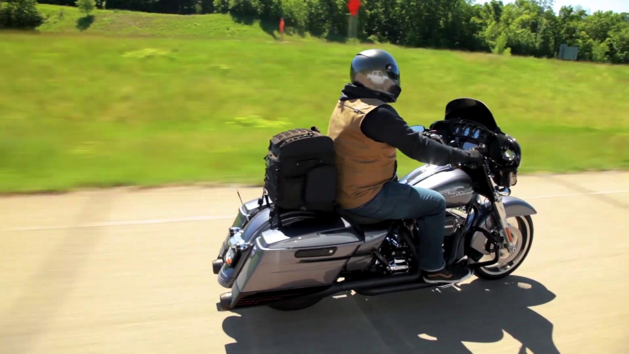 Kuryakyn Momentum Motorcycle Luggage