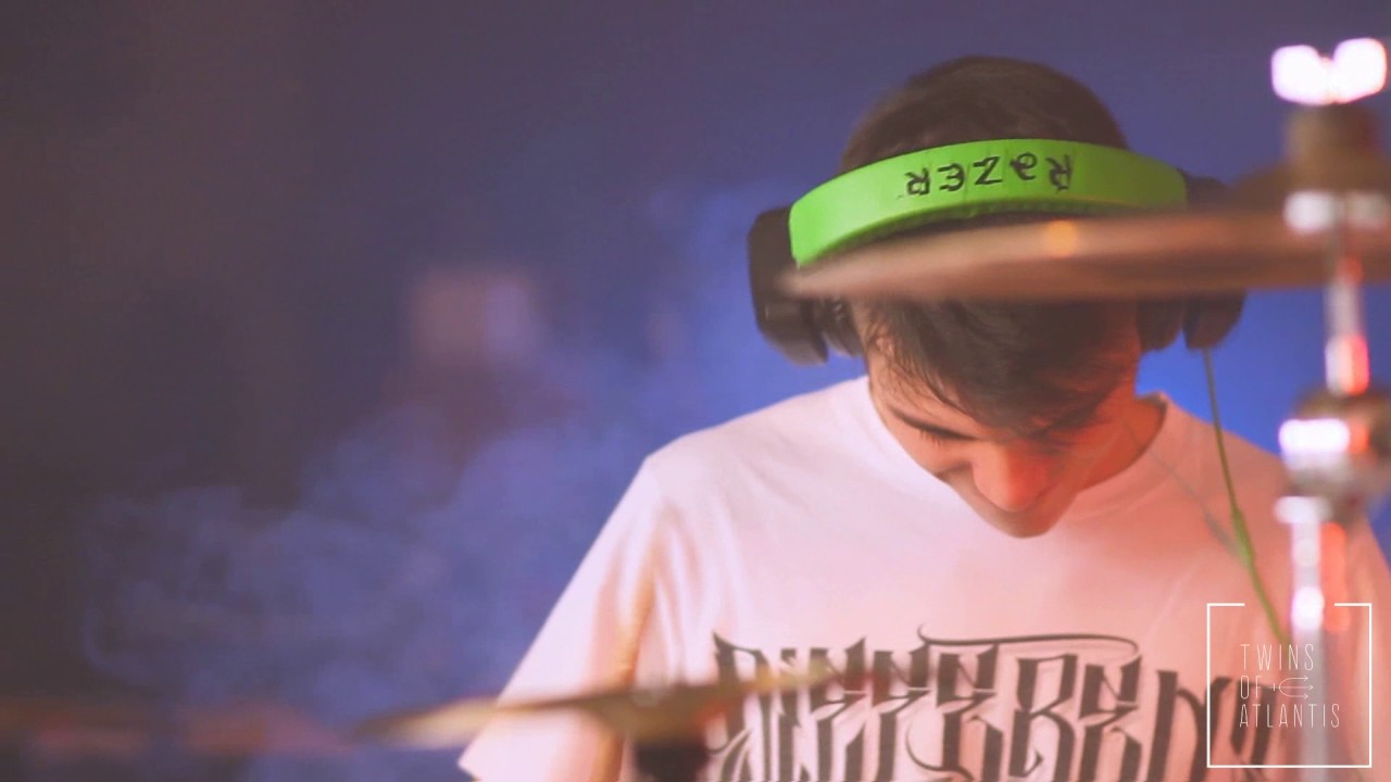 Marshmello - Alone + Keep it Mello (Twins of Atlantis cover)