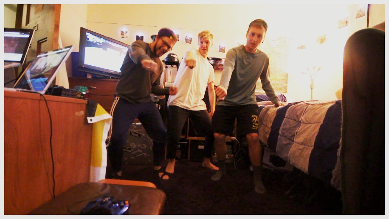 COLLEGE DORM ROOM PARTY!! || Kent Heckel