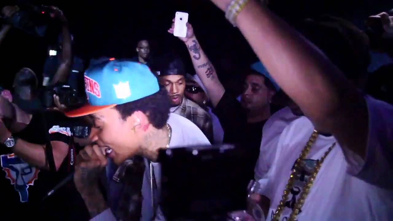 French Montana Brings Out Wiz Khalifa & Waka Flocka @ His Coke Boyz Tour Performance In Miami