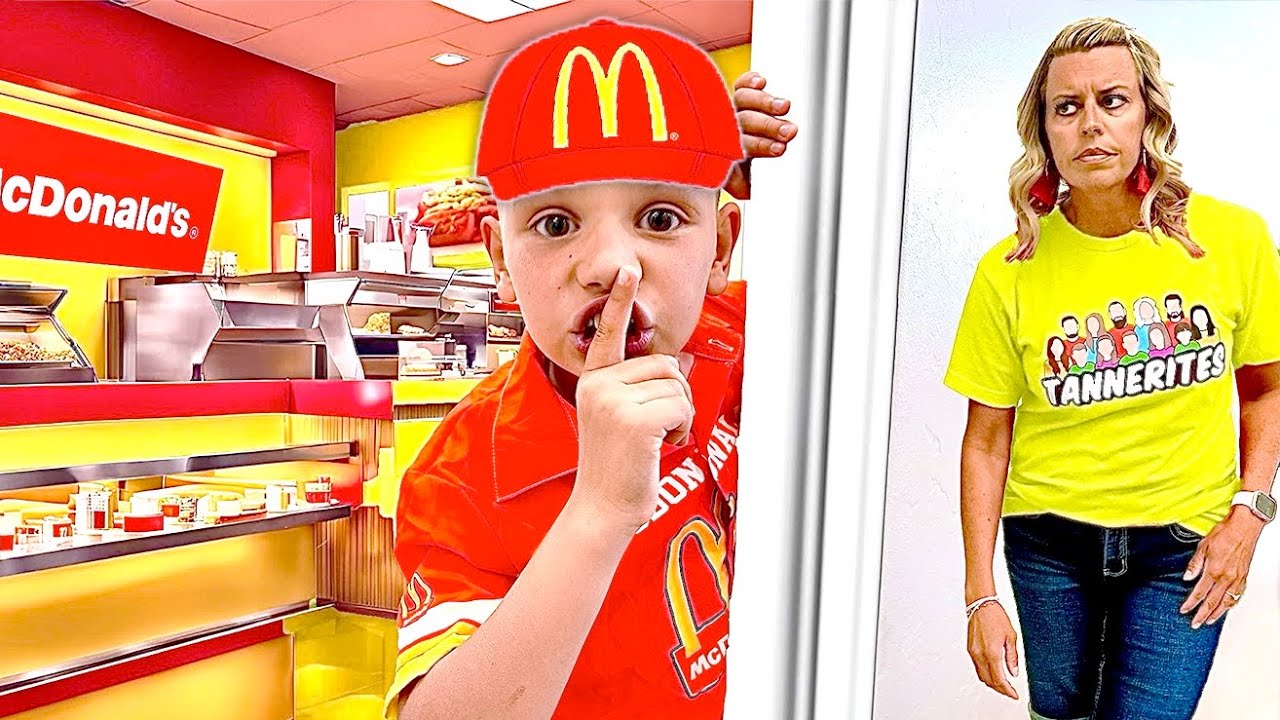 I Built A Secret McDonalds  In My Room!!